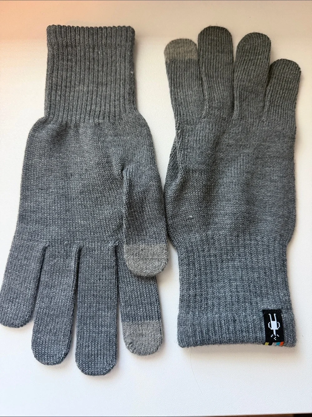Gray Knit Touchscreen Gloves
